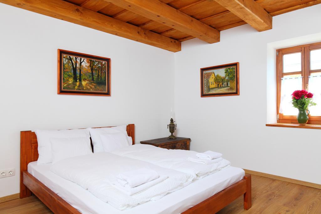 Hotel Aracsi Vendeghaz Balatonfüred Exterior foto